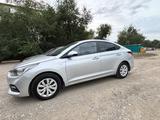 Hyundai Solaris 2020 года за 5 800 000 тг. в Актобе – фото 3
