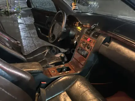 Mercedes-Benz E 280 1996 года за 1 400 000 тг. в Тараз – фото 7