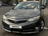 Toyota Camry 2012 годаfor6 900 000 тг. в Алматы