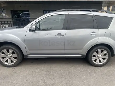 Mitsubishi Outlander 2011 года за 5 000 000 тг. в Алматы – фото 7