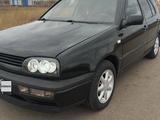 Volkswagen Golf 1994 года за 1 200 000 тг. в Костанай – фото 2