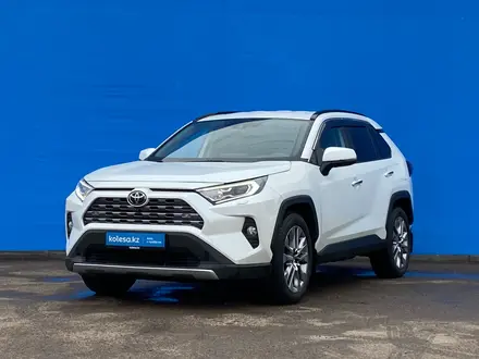 Toyota RAV4 2020 года за 15 100 000 тг. в Алматы