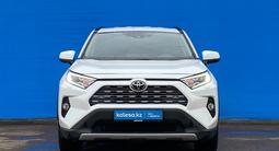 Toyota RAV4 2020 года за 15 100 000 тг. в Алматы – фото 2