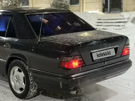 Mercedes-Benz E 280 1995 года за 2 650 000 тг. в Караганда – фото 9