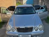 Mercedes-Benz E 320 2000 года за 5 200 000 тг. в Шымкент – фото 2