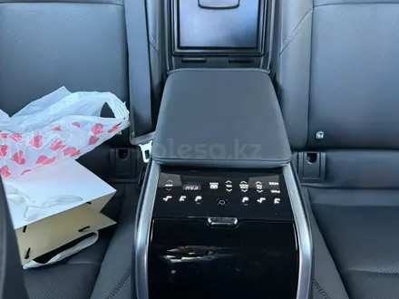 Toyota Camry 2026 года за 23 500 000 тг. в Караганда – фото 5