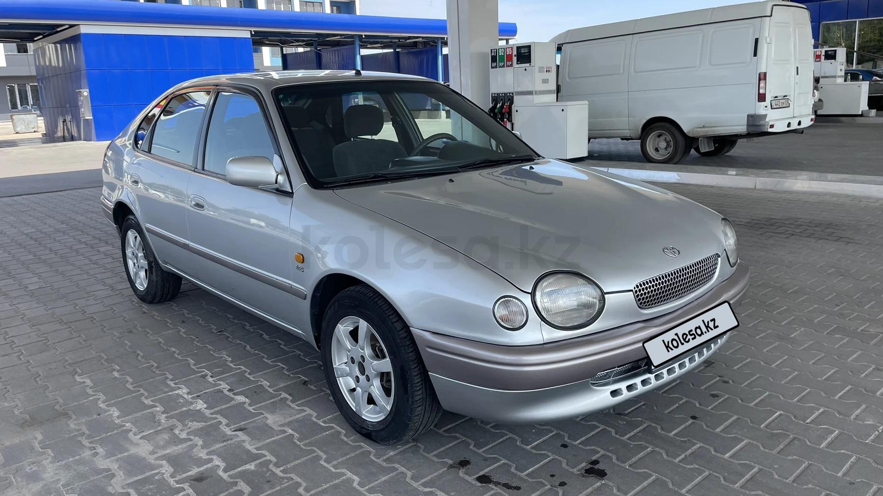 Toyota Corolla 1999 г.