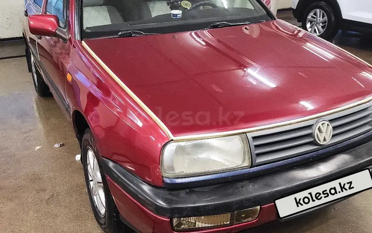 Volkswagen Vento 1993 года за 1 500 000 тг. в Алматы