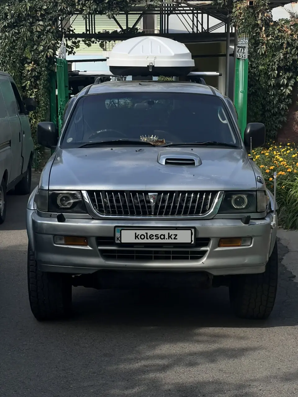 Mitsubishi Challenger, 1998