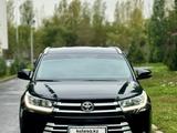 Toyota Highlander 2017 года за 18 500 000 тг. в Астана – фото 4