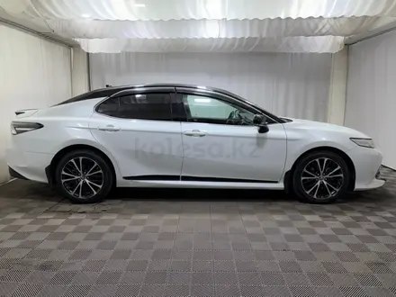 Toyota Camry Prestige 2020 года за 14 700 000 тг. в Алматы – фото 17
