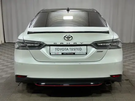 Toyota Camry Prestige 2020 года за 14 700 000 тг. в Алматы – фото 4