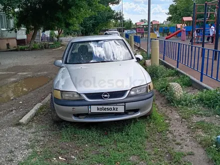 Opel Vectra 1997 года за 700 000 тг. в Актобе – фото 2