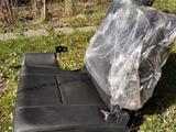 Два дополнительных раскладывающихся кресла в багажник ниссан патрол за 100 000 тг. в Алматы – фото 3