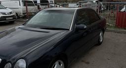 Mercedes-Benz E 320 1999 года за 4 000 000 тг. в Астана – фото 4
