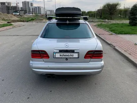 Mercedes-Benz E 320 1996 года за 3 200 000 тг. в Талдыкорган – фото 10