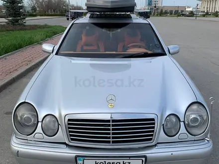 Mercedes-Benz E 320 1996 года за 3 200 000 тг. в Талдыкорган – фото 5