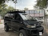 Mitsubishi Delica 1994 года за 2 350 000 тг. в Алматы