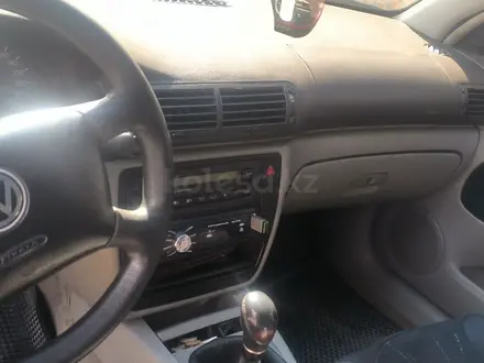 Volkswagen Passat 1997 года за 1 400 000 тг. в Караганда – фото 12