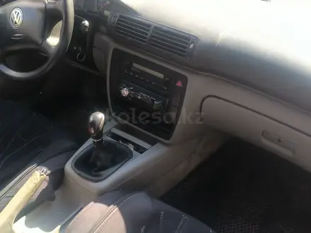 Volkswagen Passat 1997 года за 1 400 000 тг. в Караганда – фото 18
