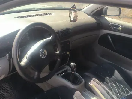 Volkswagen Passat 1997 года за 1 400 000 тг. в Караганда – фото 9