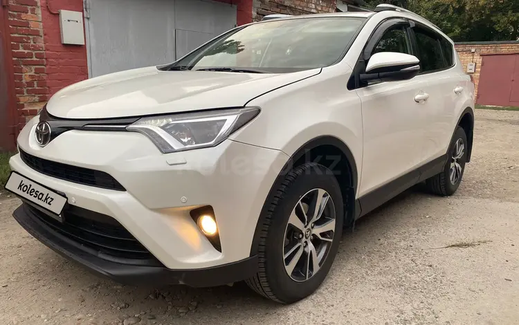 Toyota RAV4 2016 года за 11 500 000 тг. в Усть-Каменогорск