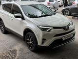 Toyota RAV4 2017 годаүшін11 500 000 тг. в Алматы