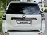 Toyota Land Cruiser Prado 2022 годаfor40 500 000 тг. в Алматы – фото 4