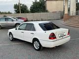 Mercedes-Benz C 220 1994 годаfor1 300 000 тг. в Тараз – фото 4