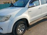 Toyota Hilux 2012 годаfor7 150 000 тг. в Атырау – фото 4