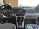 Hyundai Elantra 2020 года за 6 000 000 тг. в Актау – фото 5