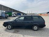 Volkswagen Passat 1993 годаfor1 200 000 тг. в Тараз – фото 4