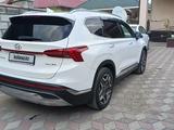 Hyundai Santa Fe 2022 года за 21 000 000 тг. в Алматы – фото 4