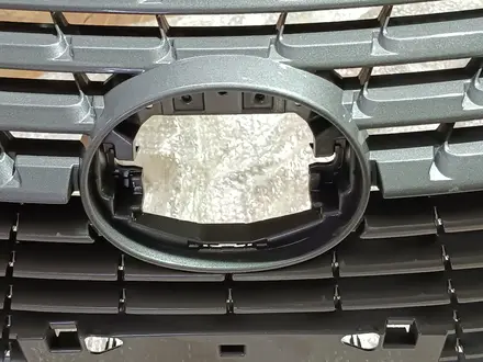 Решетка радиатора НХ ЛЕКСУС 2018 — NX LEXUS за 70 000 тг. в Алматы – фото 4