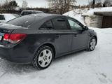 Chevrolet Cruze 2011 годаүшін3 200 000 тг. в Петропавловск – фото 2