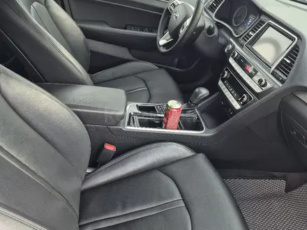 Hyundai Sonata 2018 года за 8 400 000 тг. в Алматы – фото 7
