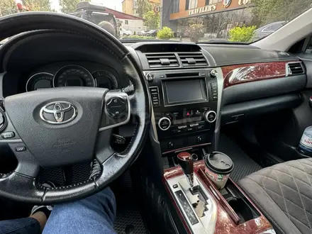 Toyota Camry 2014 года за 9 500 000 тг. в Алматы – фото 4