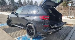 BMW X5 2023 года за 49 900 000 тг. в Астана – фото 3