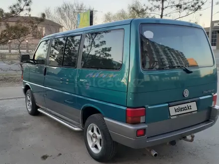 Volkswagen Multivan 1993 года за 4 800 000 тг. в Астана – фото 5