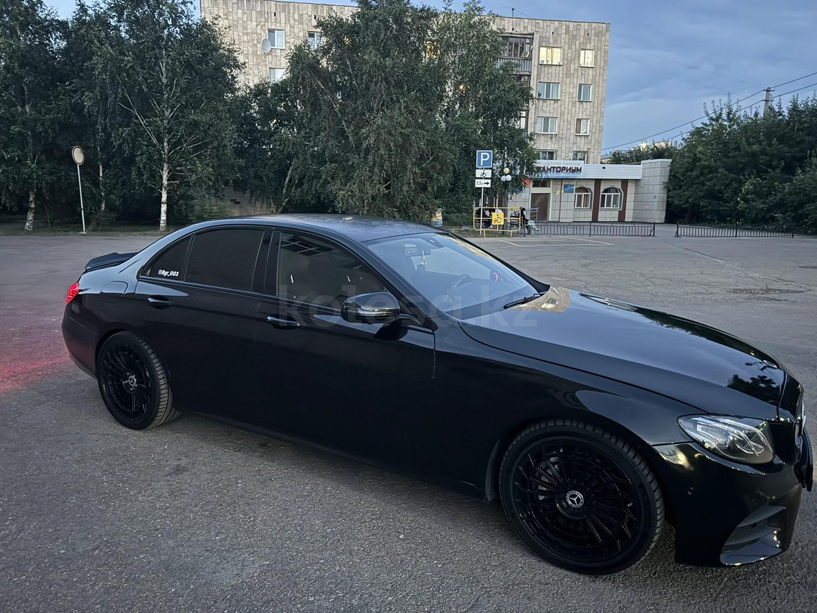 Mercedes-Benz E 400 2017 г.