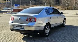 Volkswagen Passat 2007 годаүшін2 500 000 тг. в Уральск – фото 2