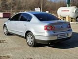 Volkswagen Passat 2007 года за 2 500 000 тг. в Уральск – фото 3