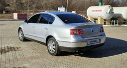 Volkswagen Passat 2007 года за 2 500 000 тг. в Уральск – фото 3