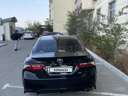 Toyota Camry 2022 года за 12 800 000 тг. в Актау – фото 5