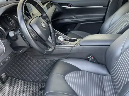 Toyota Camry 2022 года за 12 800 000 тг. в Актау – фото 8