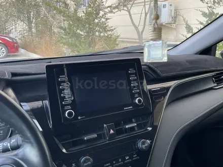 Toyota Camry 2022 года за 12 800 000 тг. в Актау – фото 9
