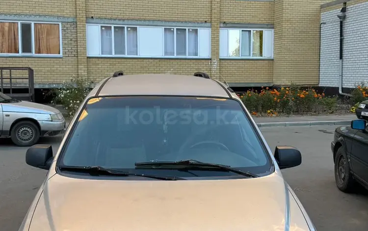 Kia Carens 2005 годаfor3 100 000 тг. в Павлодар