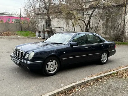 Mercedes-Benz E 280 1998 года за 3 700 000 тг. в Тараз – фото 2