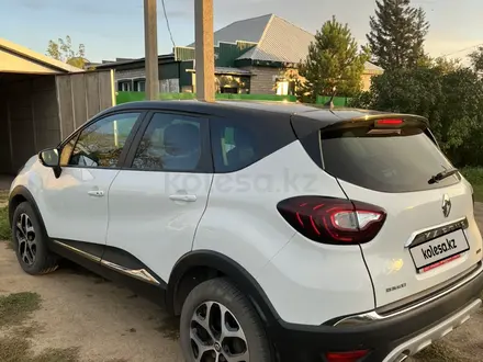 Renault Kaptur 2018 года за 7 800 000 тг. в Петропавловск – фото 9