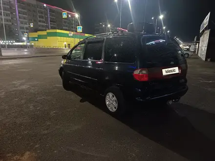 Volkswagen Sharan 1996 года за 2 199 999 тг. в Уральск – фото 4